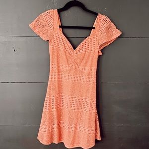 lace cap sleeve dress 🍑